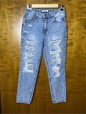 Almost Famous Women’s Distressed Mom Jeans Acid Wash Blue Size 5